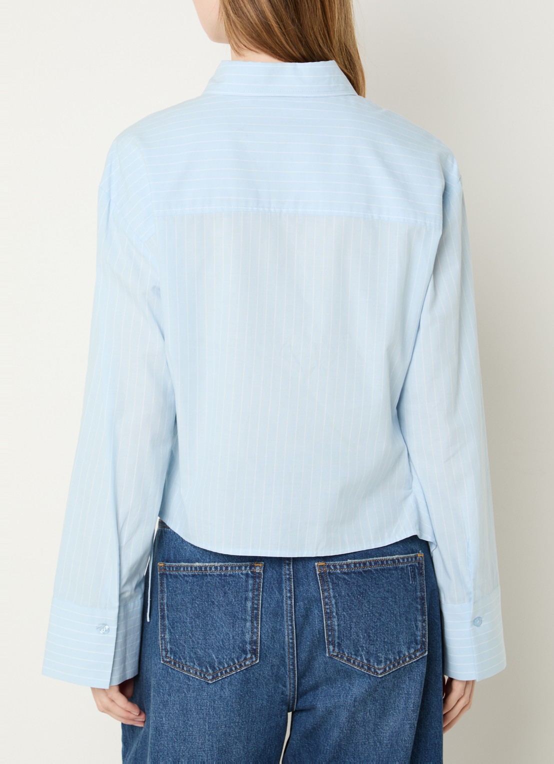 My Essential Wardrobe Bella blouse met streepprint - achterkant 2 lichtblauw