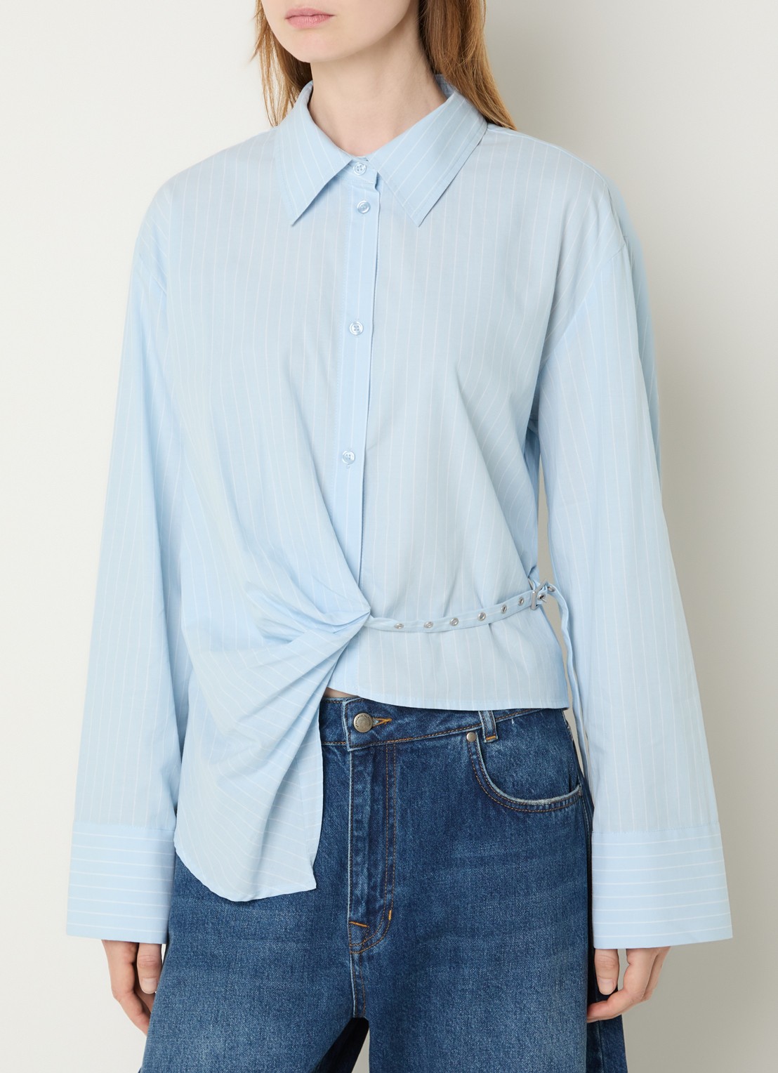 My Essential Wardrobe Bella blouse met streepprint - detail lichtblauw