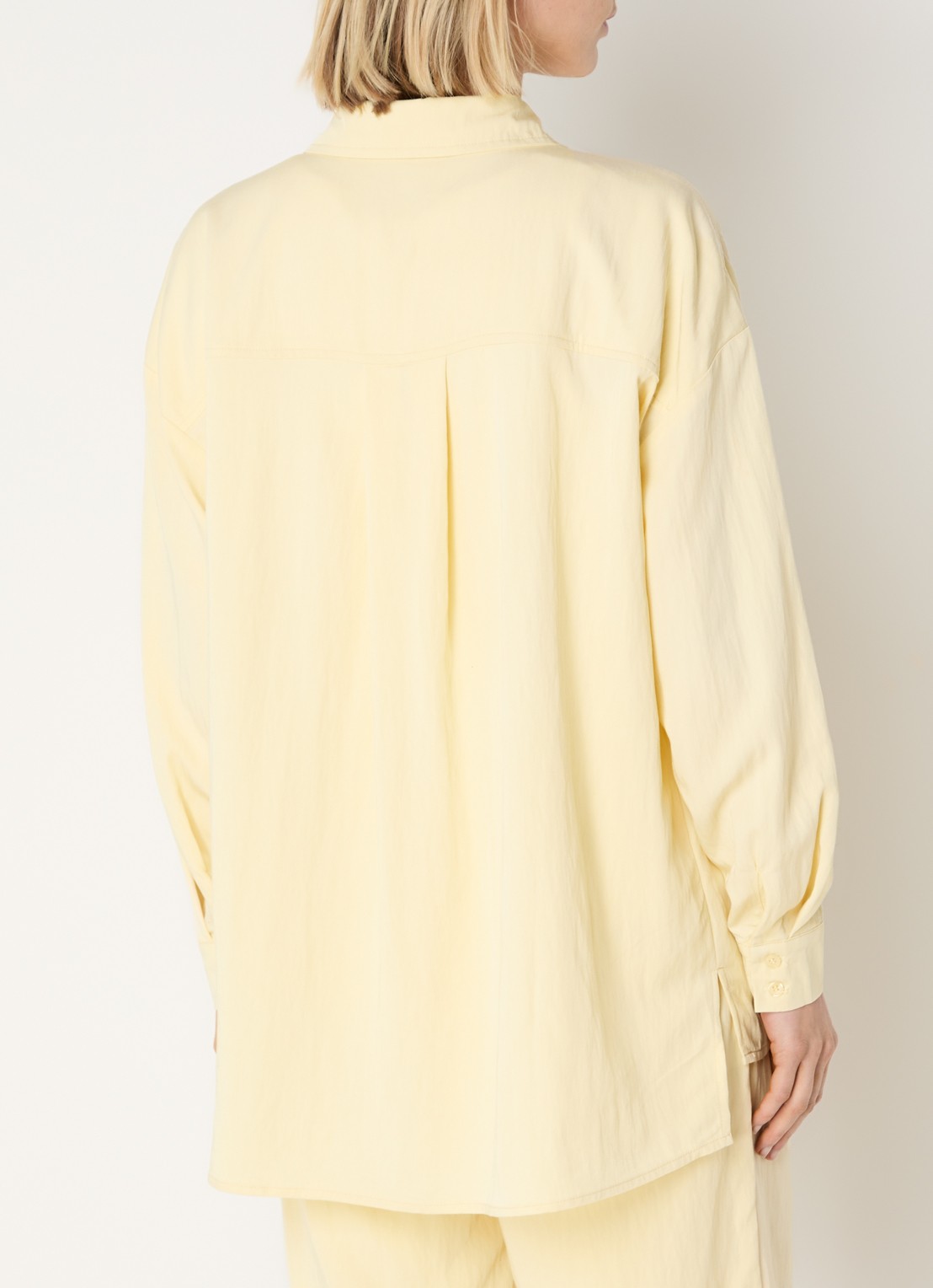 My Essential Wardrobe Gilda blouse met kraag - achterkant lichtgeel