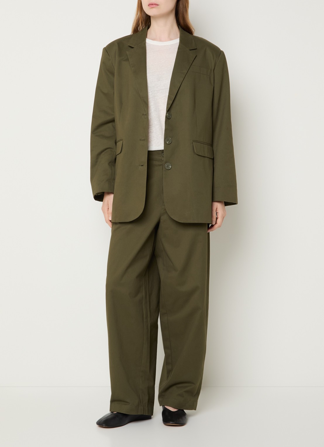 My Essential Wardrobe Gisva blazer met klepzakken - voorkant 2 olijfgroen