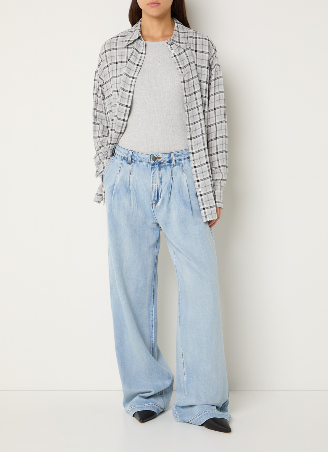 My Essential Wardrobe Iris blouse met ruitdessin - voorkant 2 lichtgrijs
