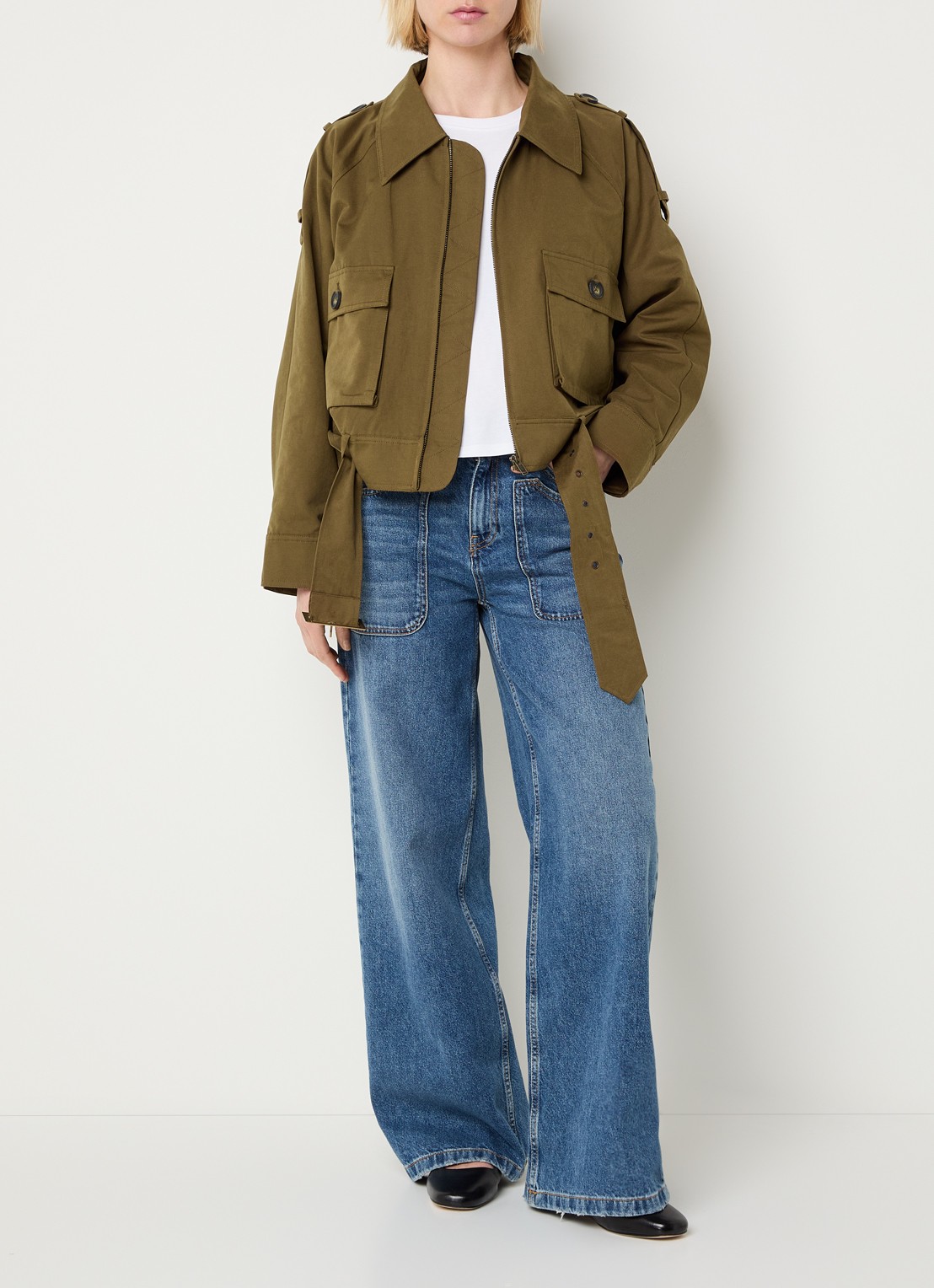 My Essential Wardrobe Lyon trenchcoat met ceintuur en klepzakken  - voorkant 3 legergroen
