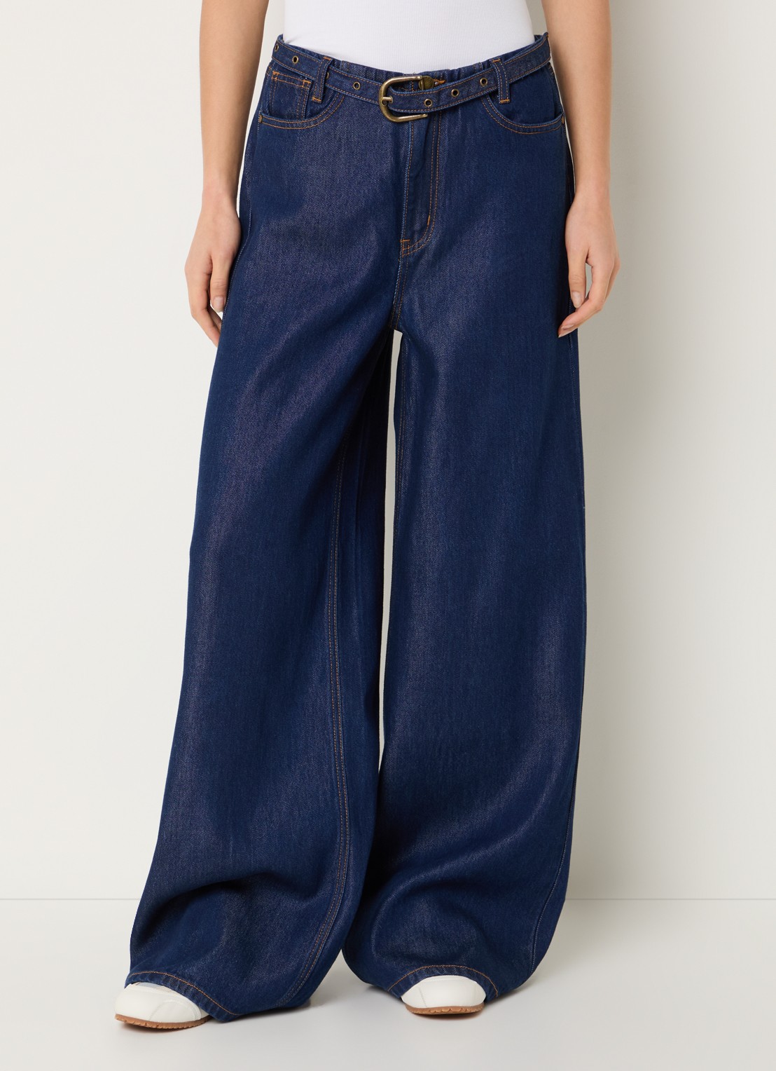 My Essential Wardrobe Tasma high waist loose fit jeans met ceintuur - detail 2 indigo