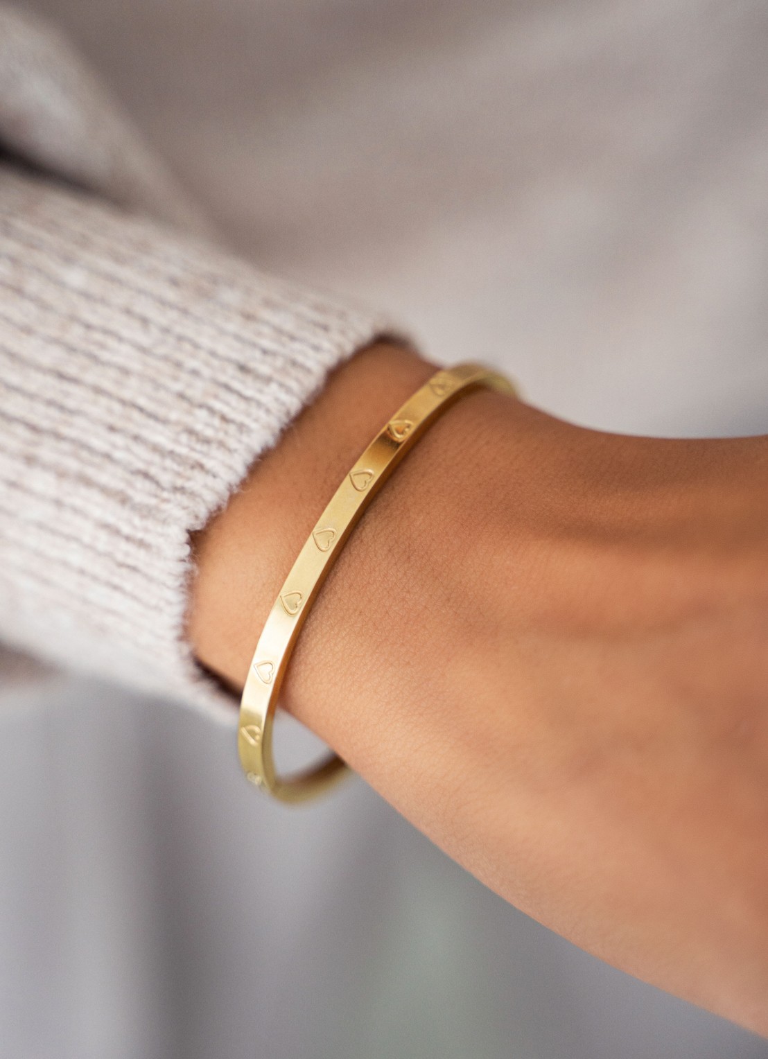 My Jewellery Bangle engraved hearts - voorkant 2 goud
