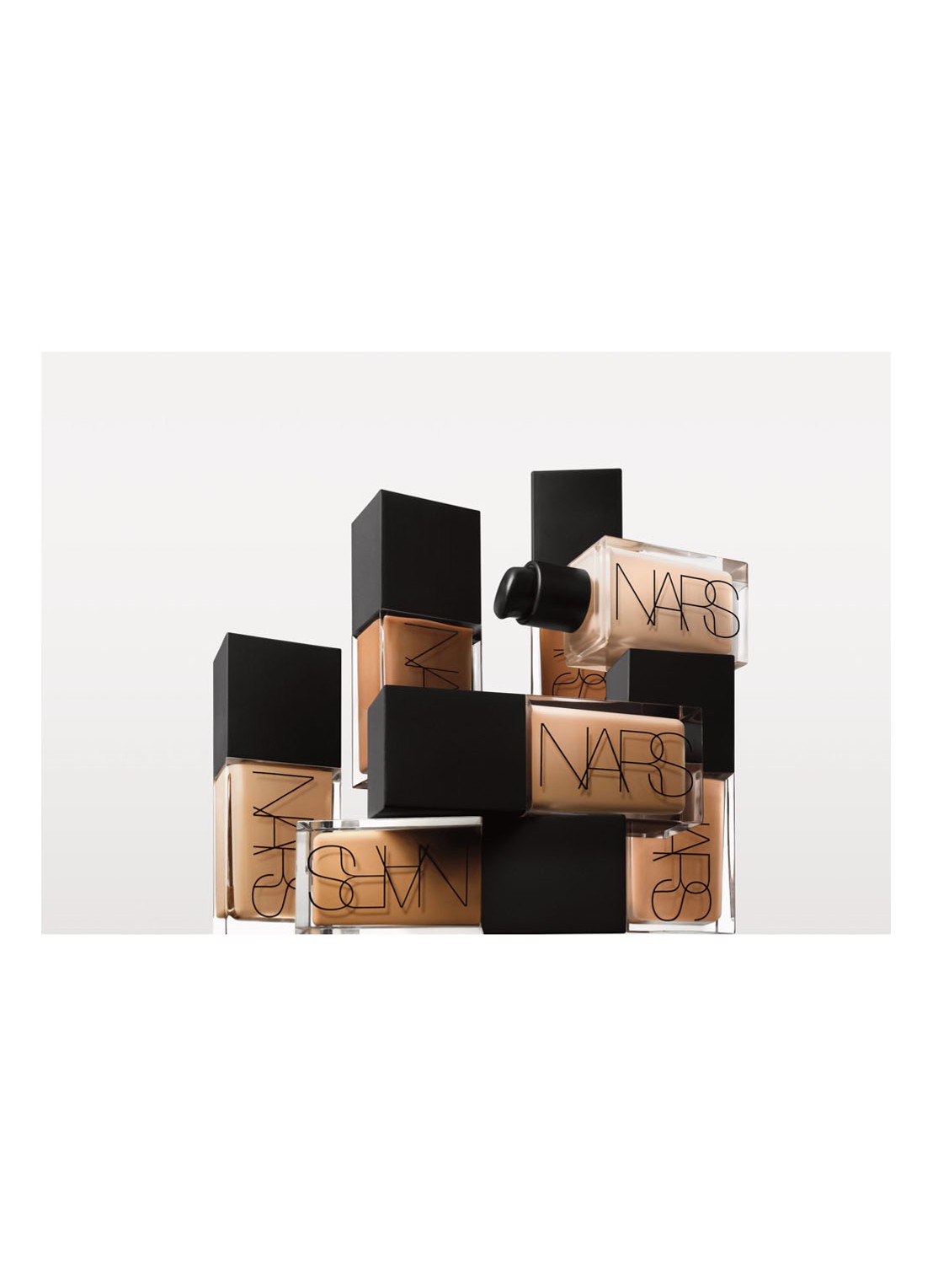 NARS Light Reflecting Foundation - detail 6 vienna