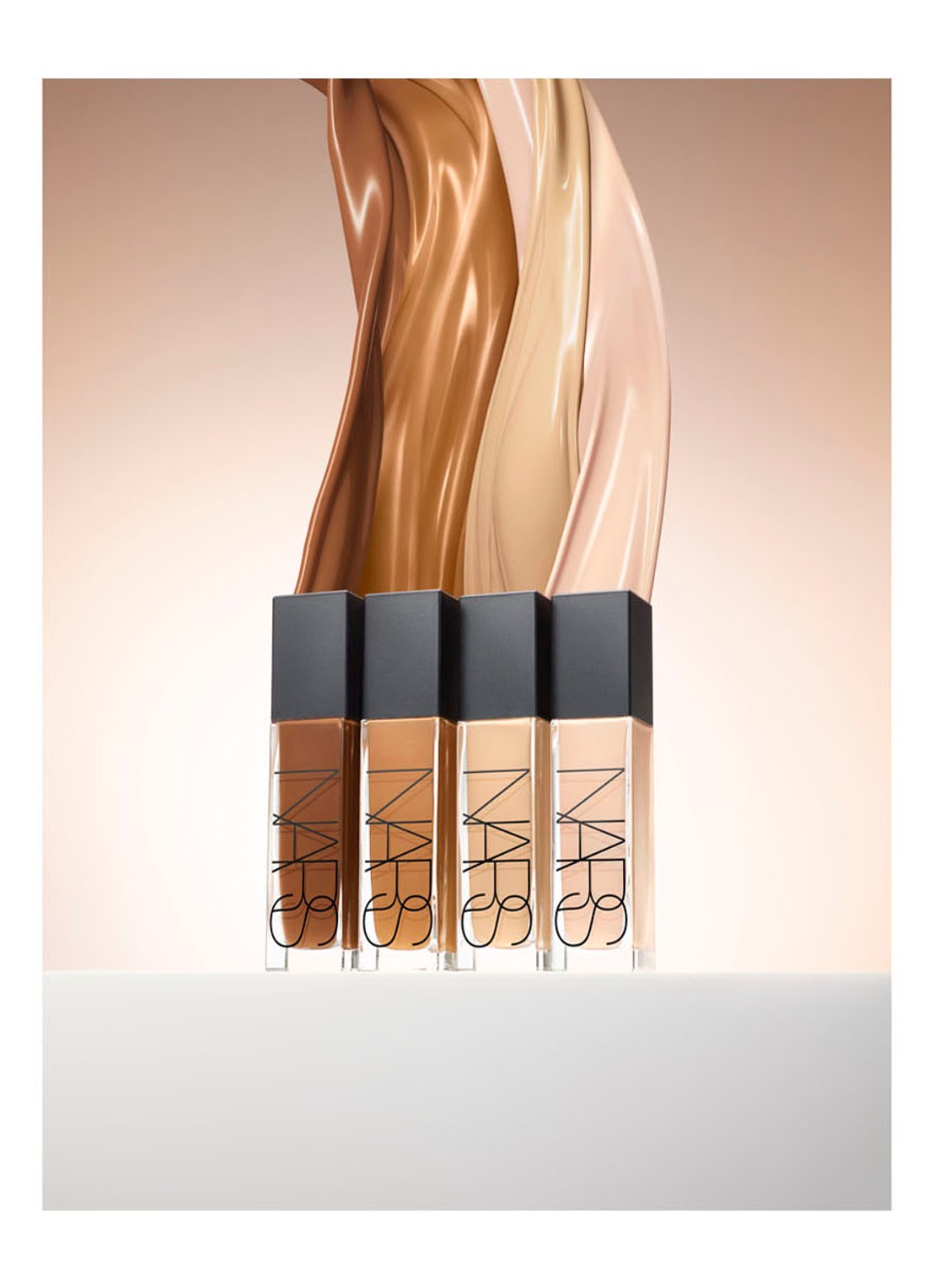 NARS Natural Radiant Longwear Foundation - detail 5 macao