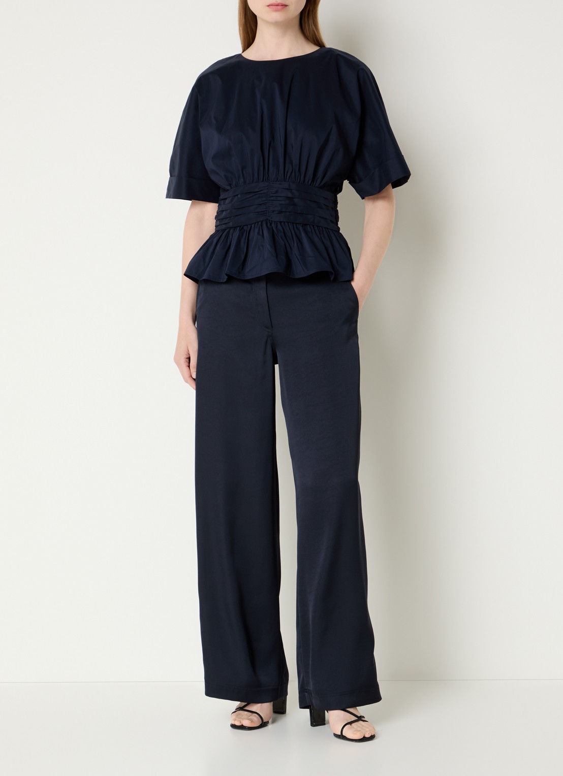 Neo Noir Annegret tops met peplum - voorkant 4 donkerblauw