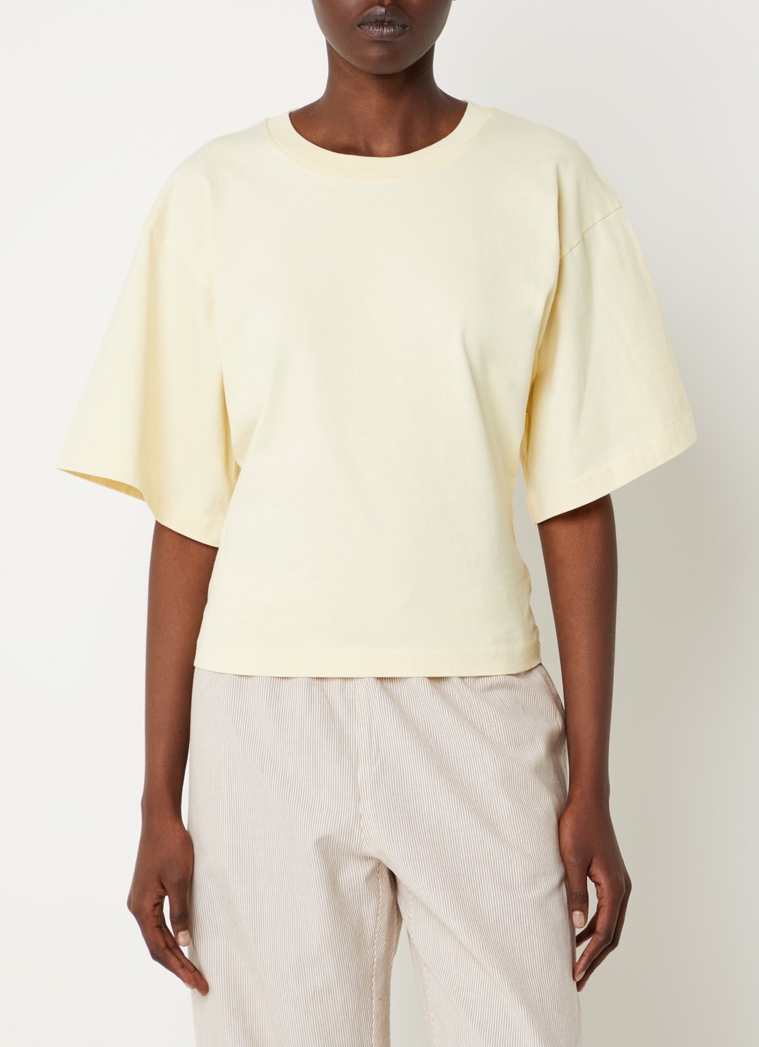 Neo Noir Asha T-shirt met ronde hals - detail geel