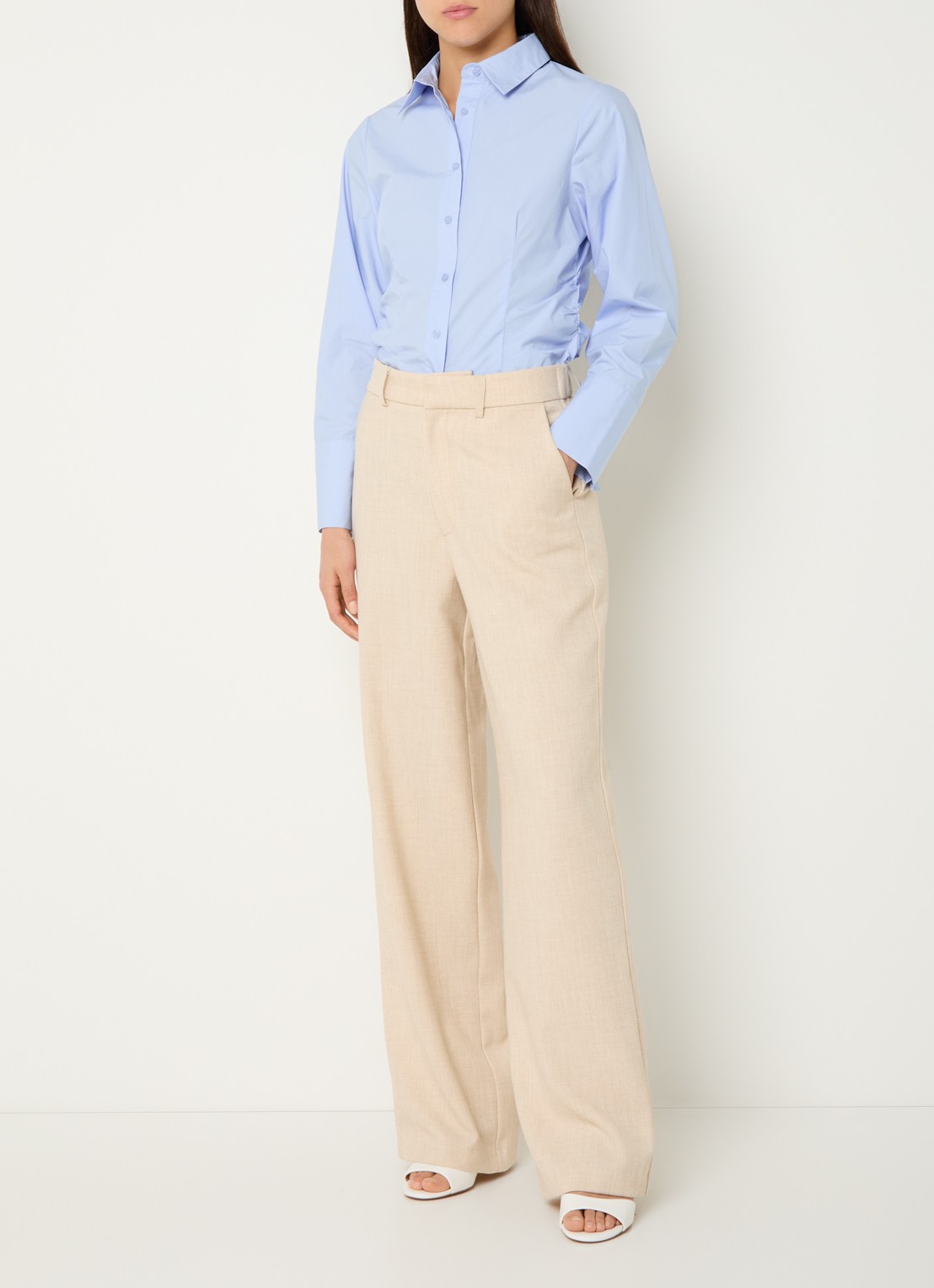 Neo Noir Caroli blouse met plooidetail - voorkant 3 lichtblauw