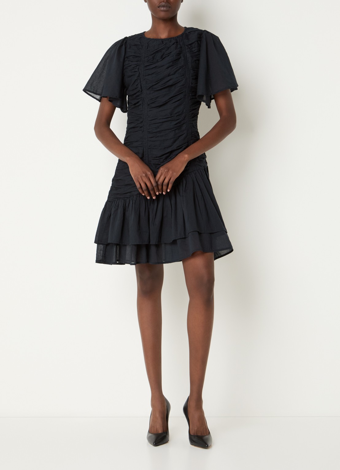 Neo Noir Circle S mini jurk met ruches en vlindermouw - voorkant 3 donkerblauw