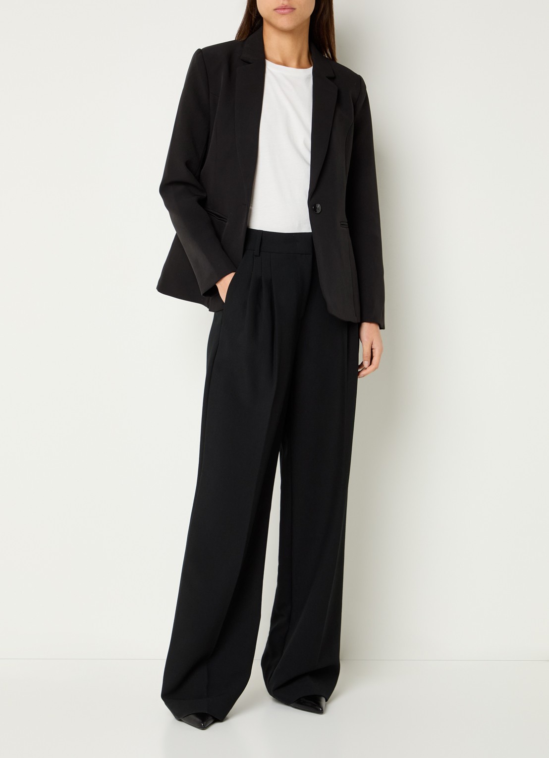 Neo Noir Francine blazer met schoudervulling - voorkant 4 zwart