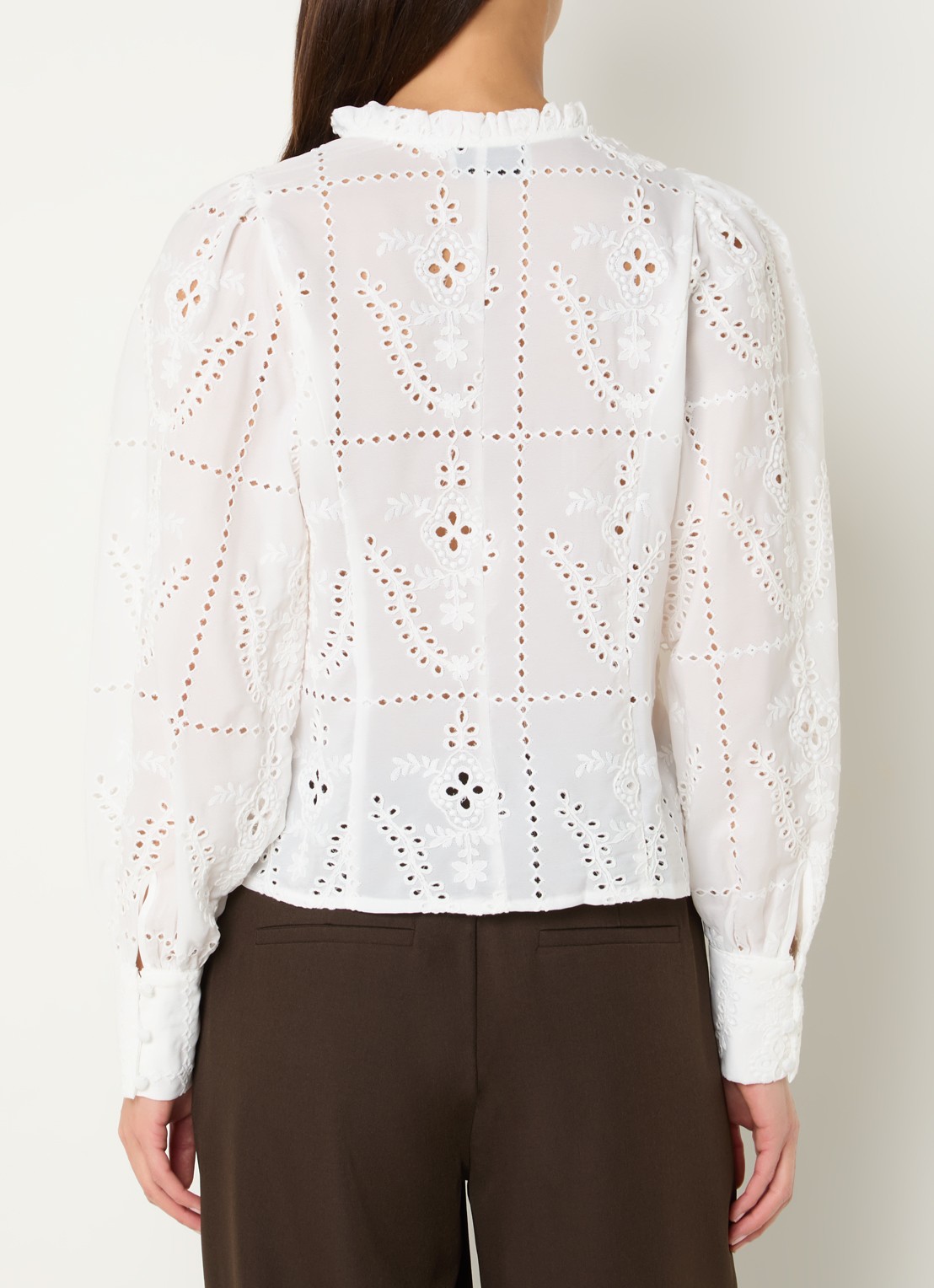 Neo Noir Gilda blouse met opengewerkt dessin - achterkant wit