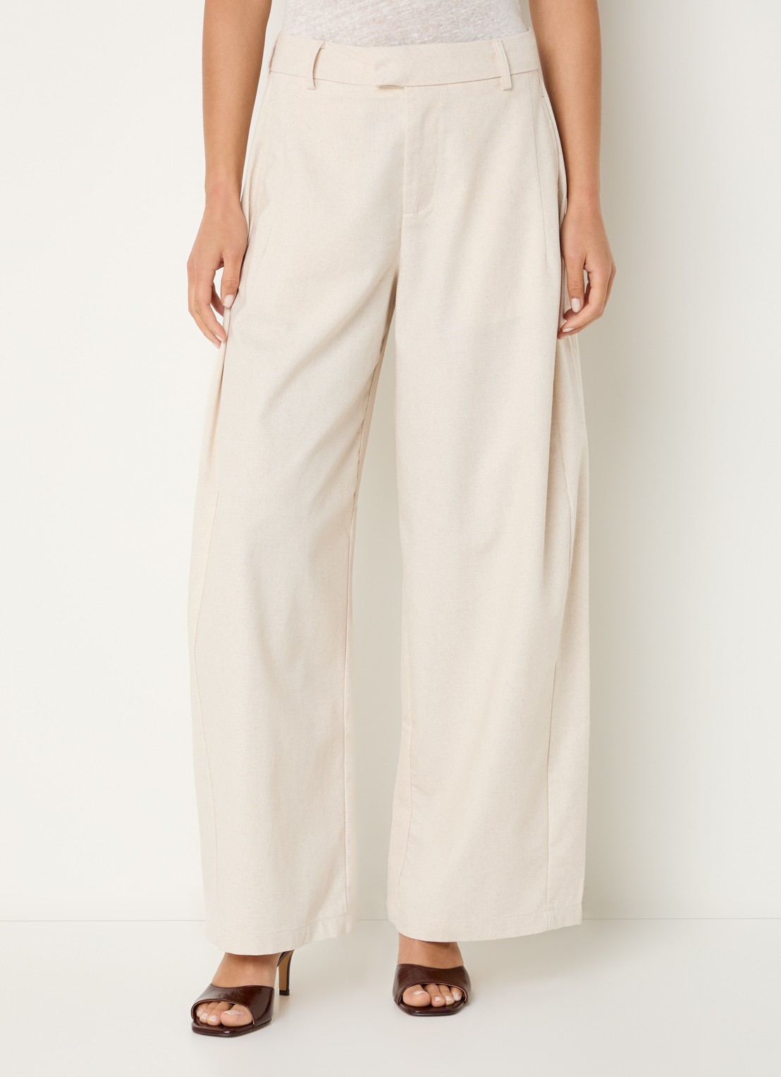 Neo Noir High waist wide fit broek in linnenblend met steekzakken - detail gebroken wit
