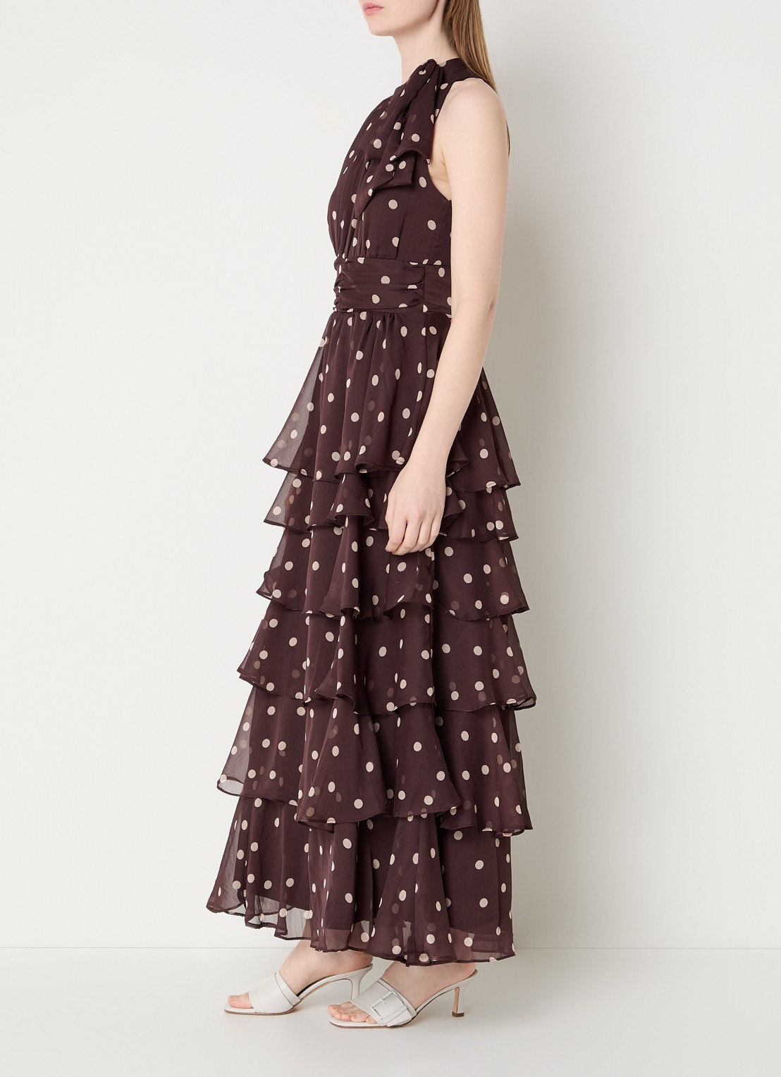 Neo Noir Marli maxi jurk met stippenprint en volants - voorkant 2 donkerbruin