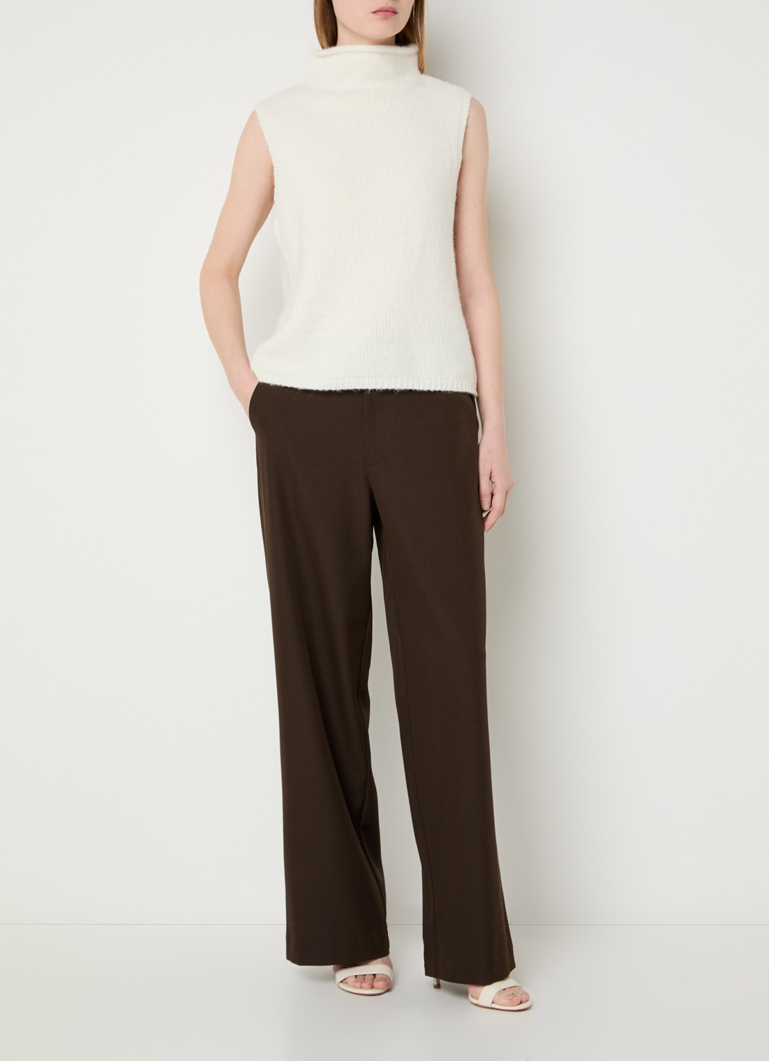 Neo Noir Odelia grofgebreide top in alpaca wolblend - voorkant 3 gebroken wit