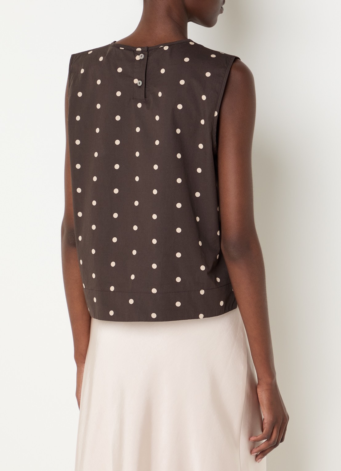Neo Noir Polly mouwloze top met stippenprint - achterkant 4 donkerbruin
