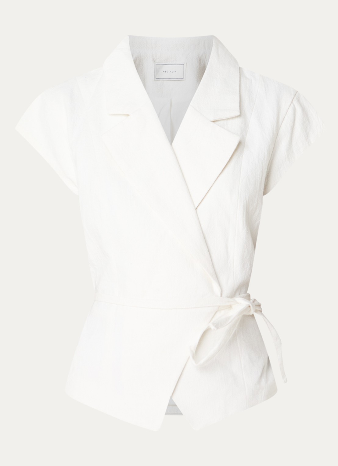Neo Noir Salima gilet met strikceintuur - voorkant 2 gebroken wit