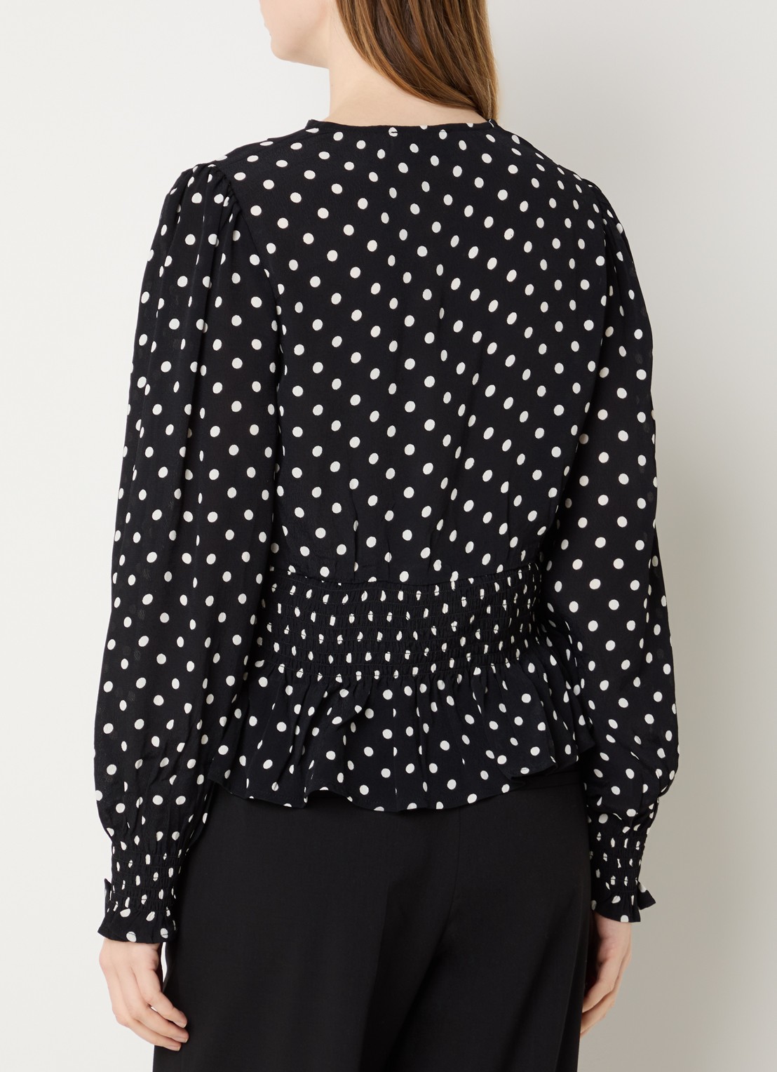 Neo Noir Tamona tuniek met smockwerk en stippenprint - achterkant zwart