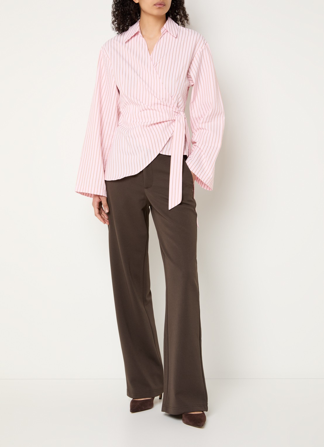 Neo Noir Tifuna asymmetrische blouse met streepprint en overslag - voorkant 3 roze
