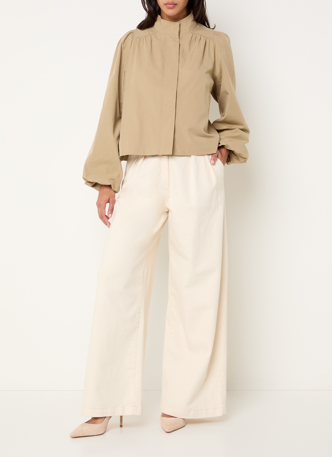 Neo Noir Tirsa trenchcoat met steekzakken - voorkant 4 beige