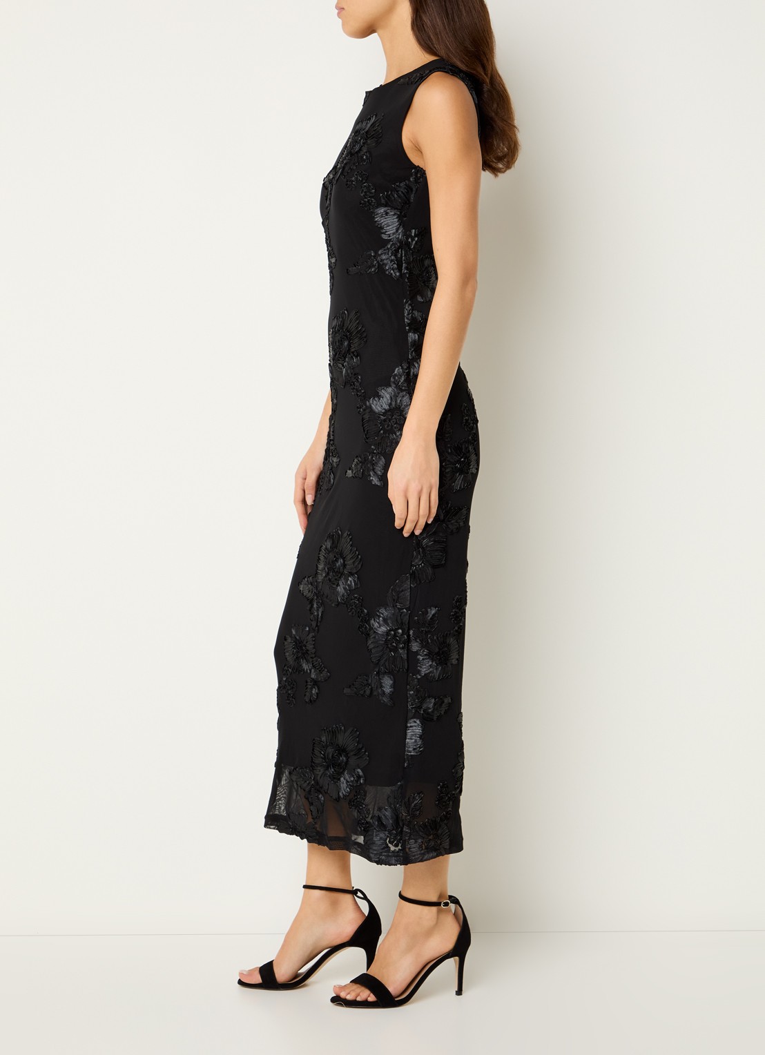 Neo Noir Trianna maxi jurk van mesh met bloemborduring - voorkant 2 zwart