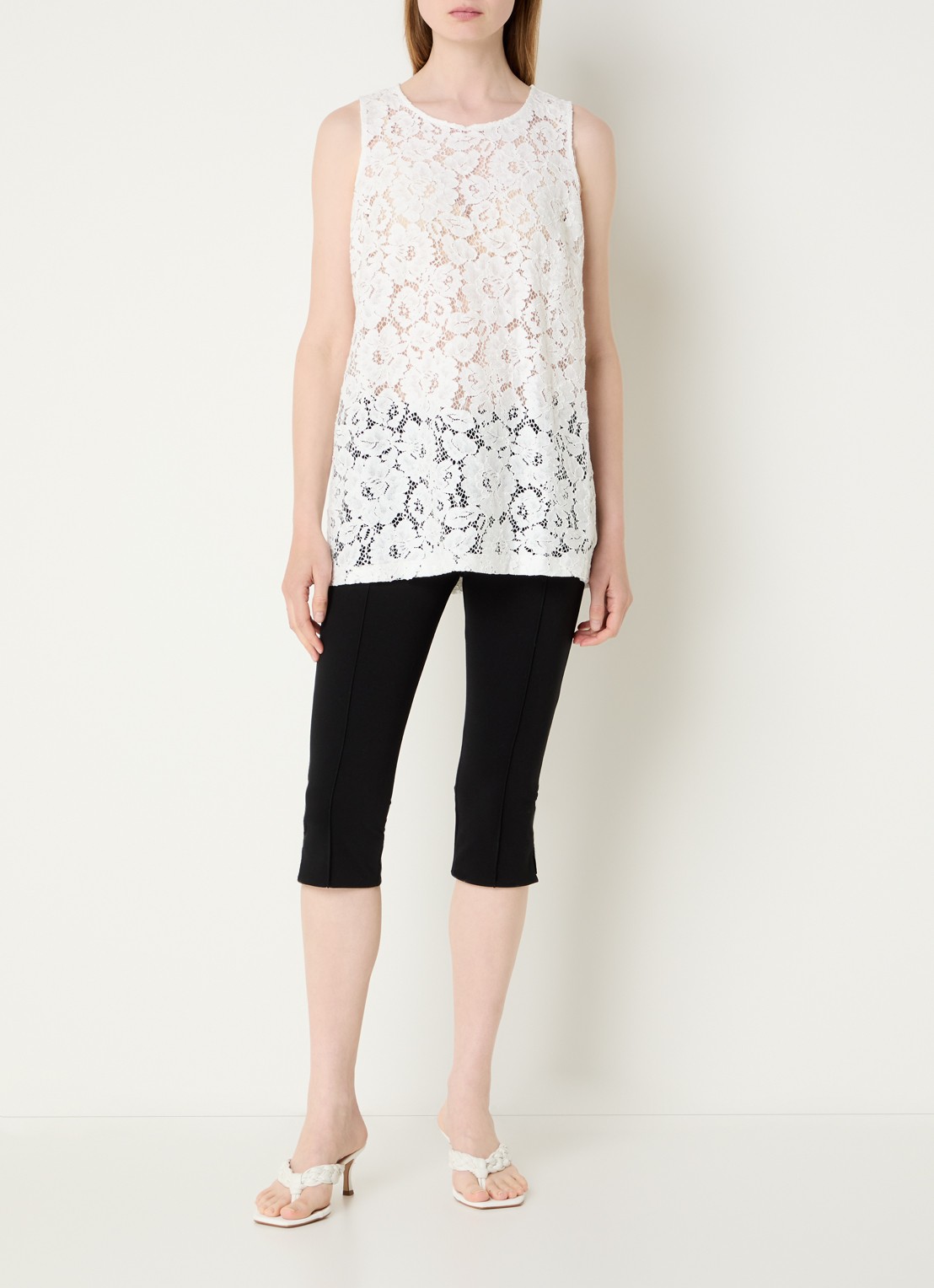 Neo Noir Vivien semi-transparante top met broderie - voorkant 4 gebroken wit