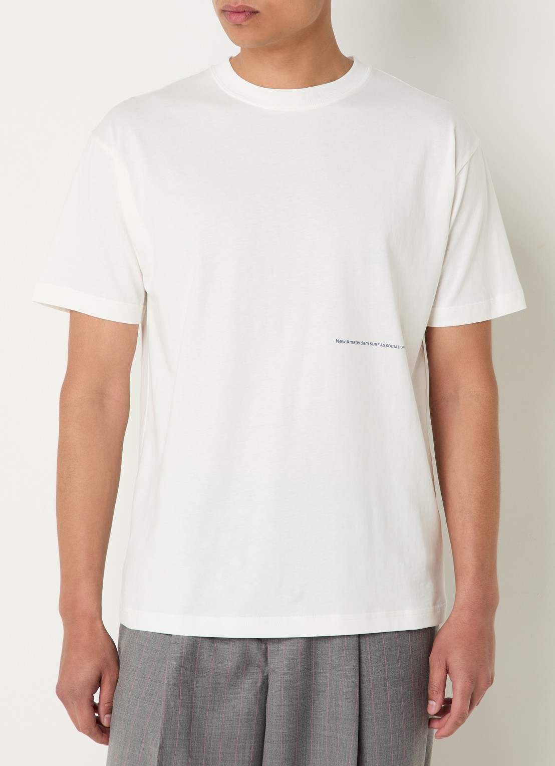 New Amsterdam Surf Association Hibiscus T-shirt met logo- en backprint - achterkant 4 wit