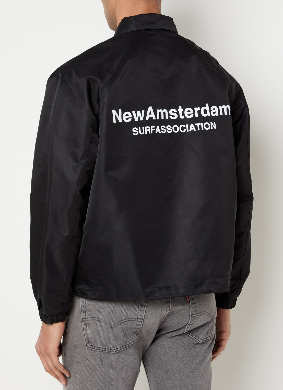 New Amsterdam Surf Association Jack met logo- en backprint - detail zwart