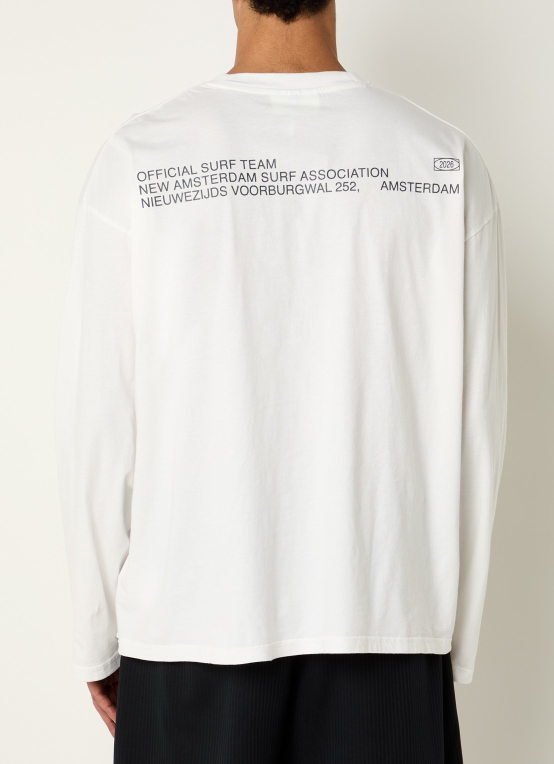 New Amsterdam Surf Association Longsleeve met logo- en backprint - detail 4 gebroken wit