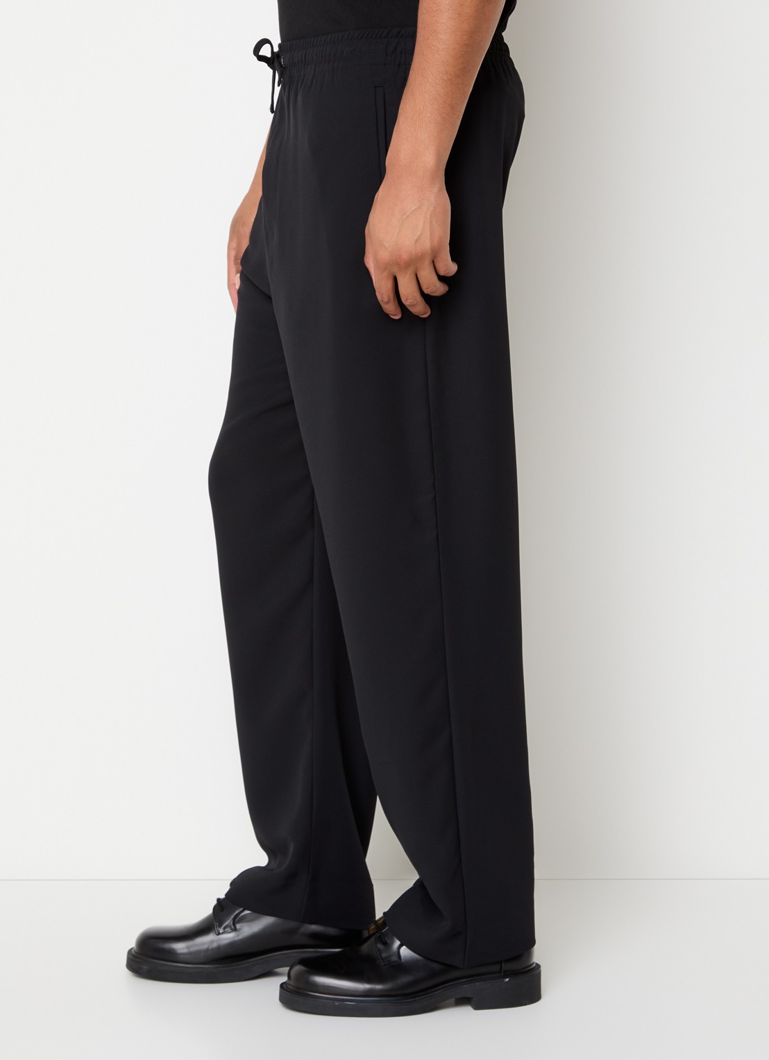 New Amsterdam Surf Association Straight fit chino met steekzakken - detail 4 zwart