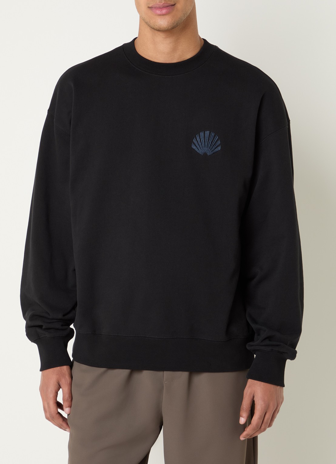 New Amsterdam Surf Association Sweater met logo- en backprint - detail zwart
