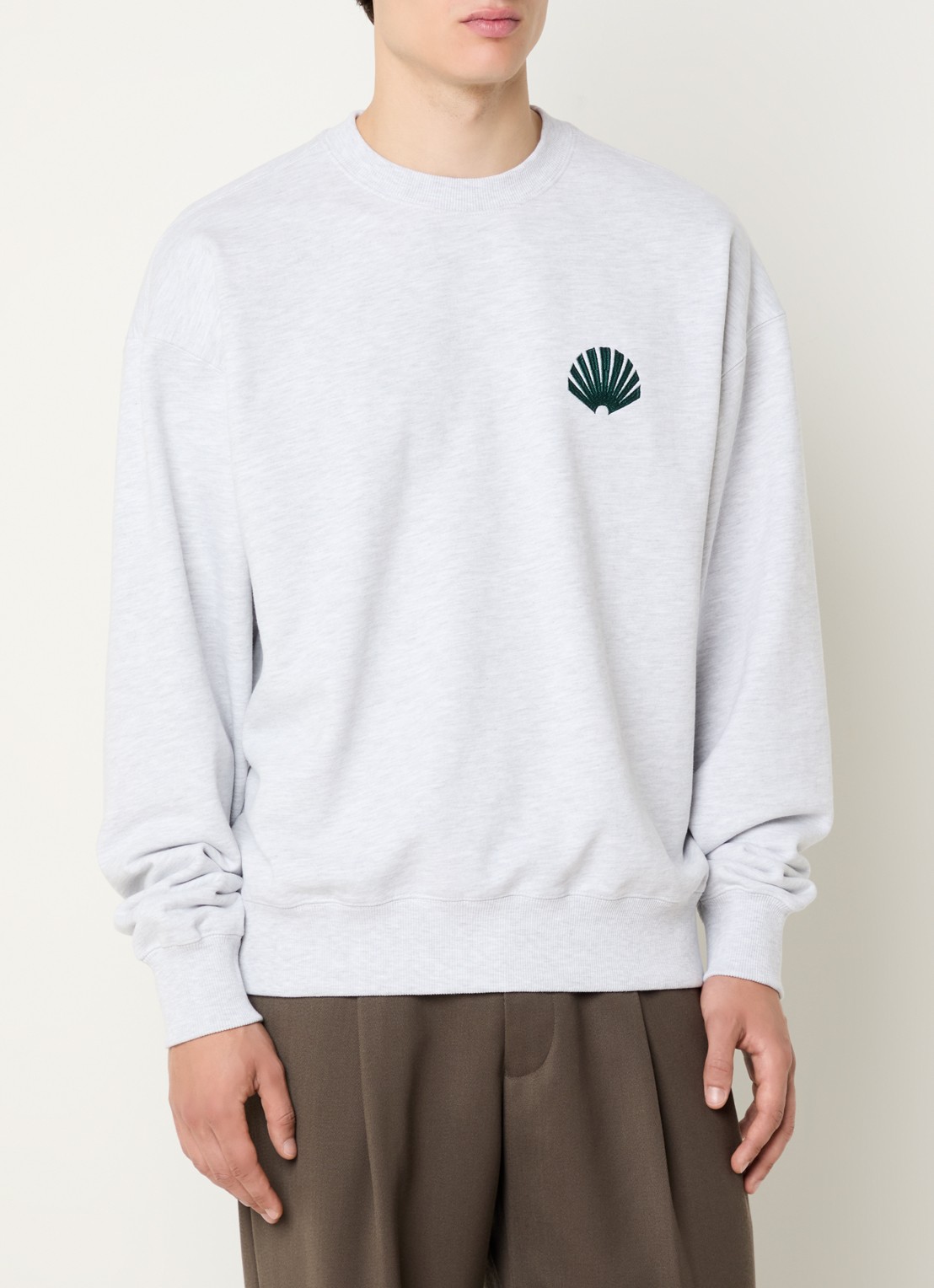 New Amsterdam Surf Association Sweater met logo- en backprint - achterkant grijsmele