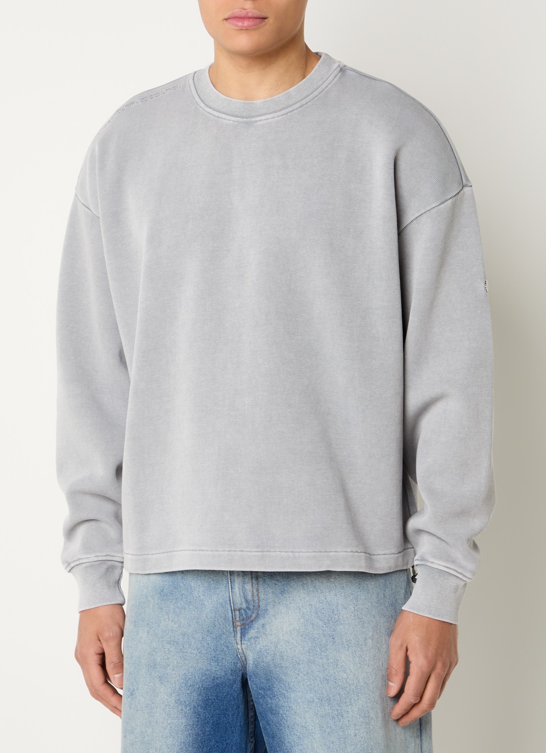 New Amsterdam Surf Association Sweater met logoborduring - detail 4 lichtgrijs