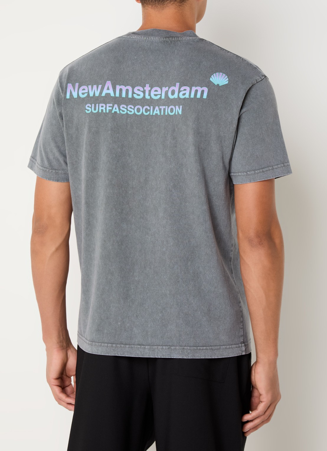New Amsterdam Surf Association T-shirt met logo- en backprint - detail 4 middengrijs