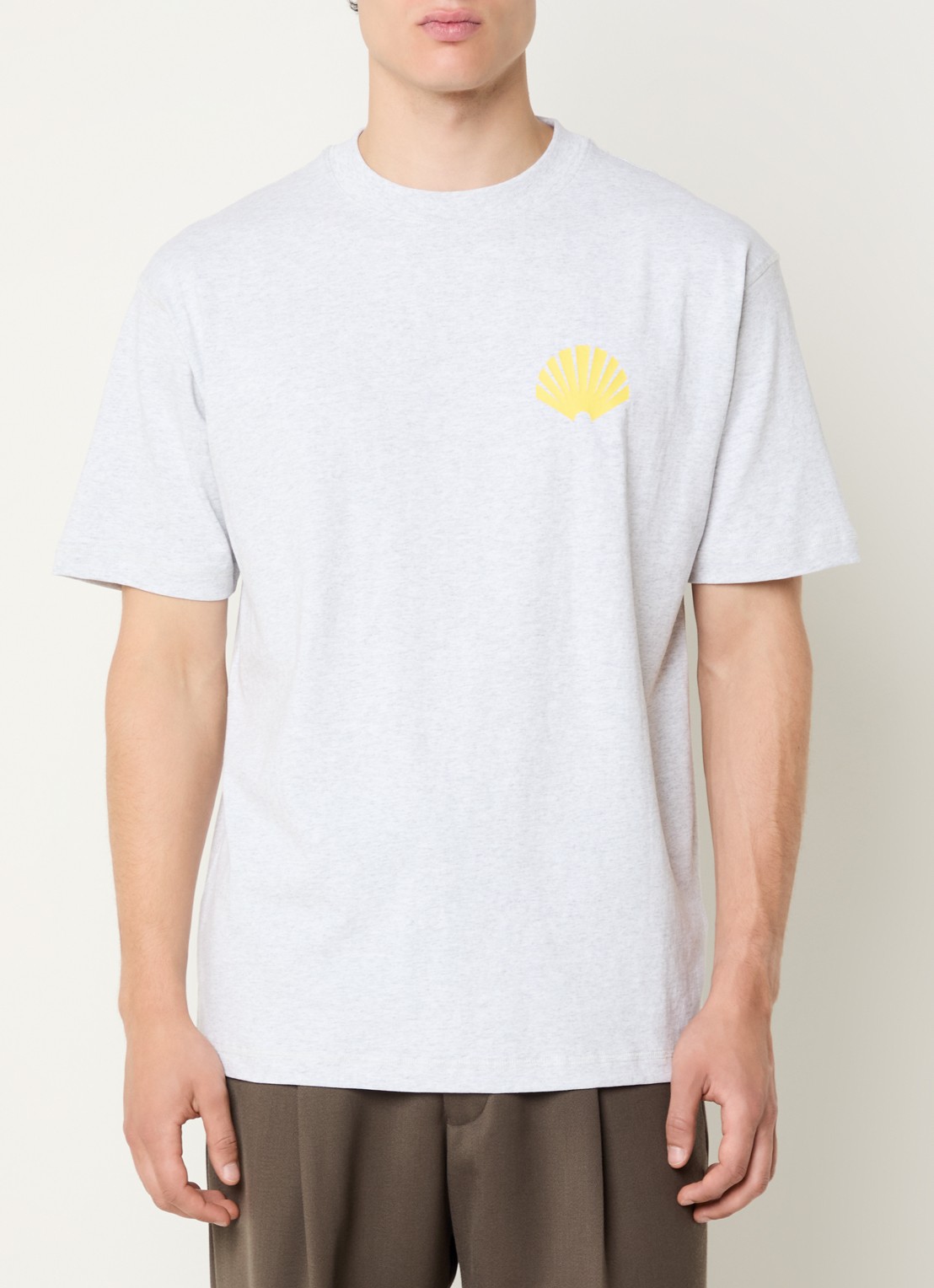 New Amsterdam Surf Association T-shirt met logo- en backprint - achterkant 3 geel