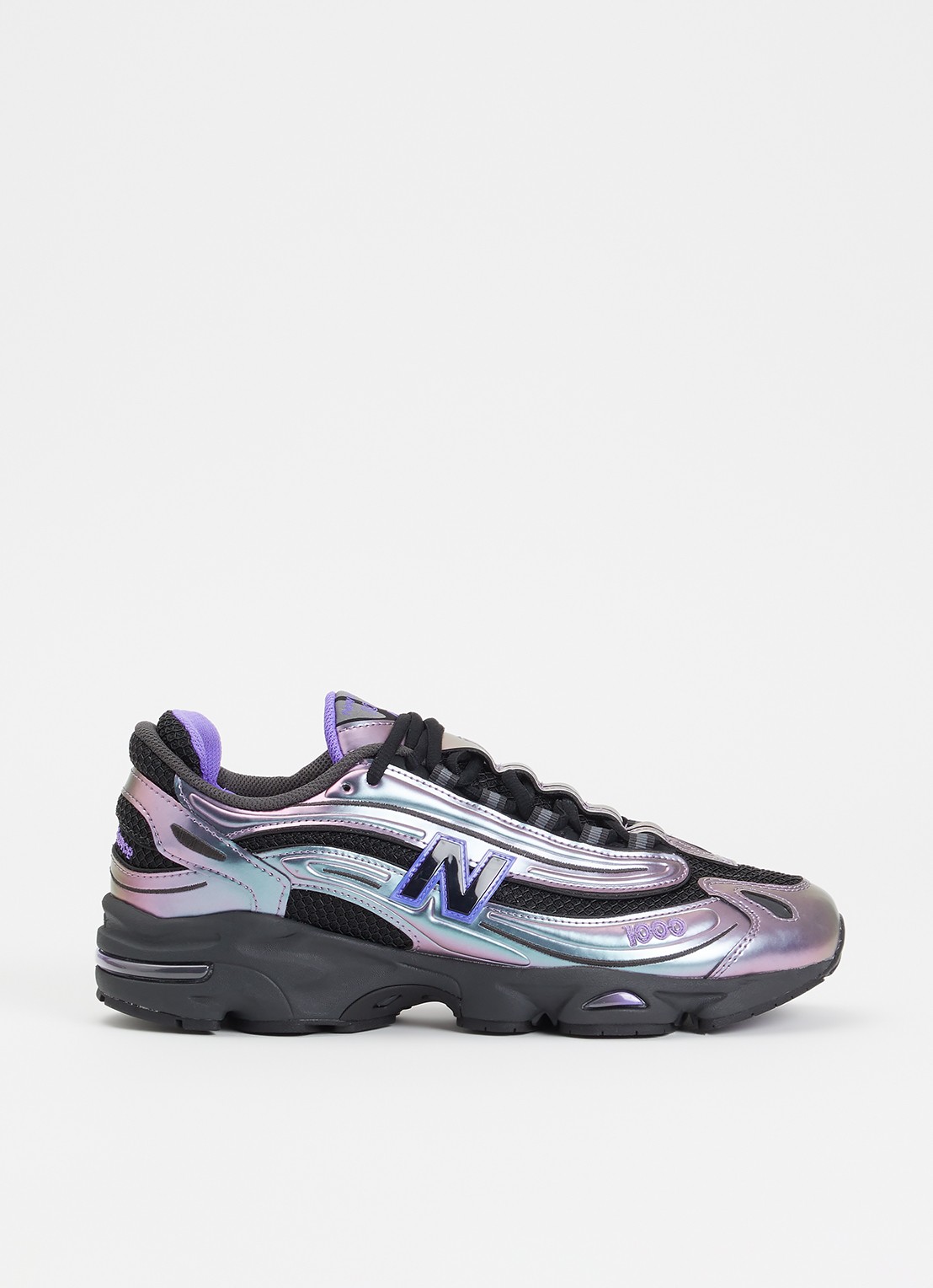 New Balance 1000 sneaker van mesh met metallic details - voorkant paars