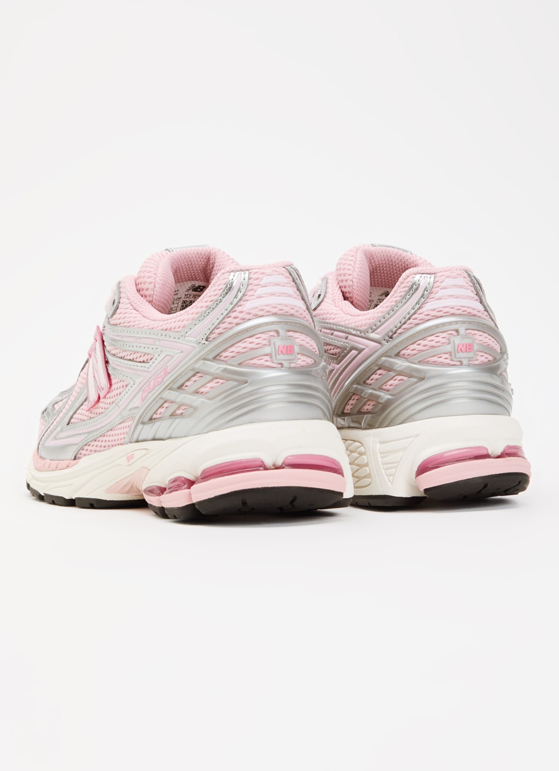 New Balance 1906 sneaker met mesh details - achterkant lichtroze