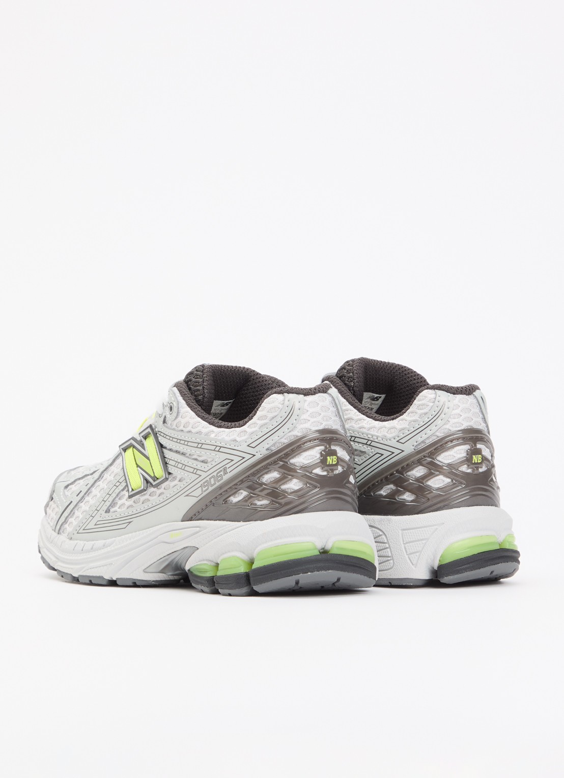 New Balance 1906 sneaker met mesh details - achterkant 3 zwart