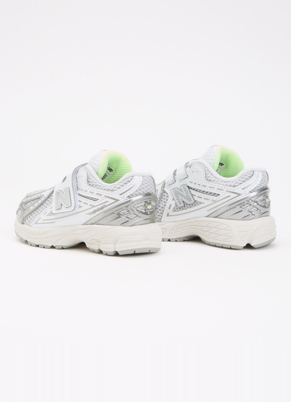 New Balance 1906 sneaker met mesh details - achterkant wit