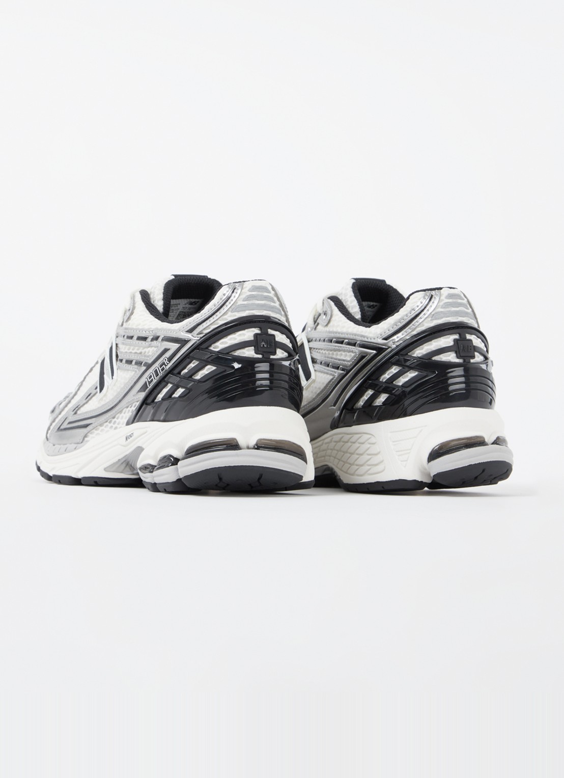 New Balance 1906 sneaker van mesh details - achterkant grijs