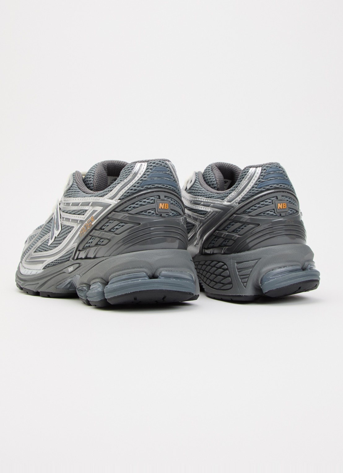 New Balance 1906R sneaker met mesh details - achterkant 5 grijs