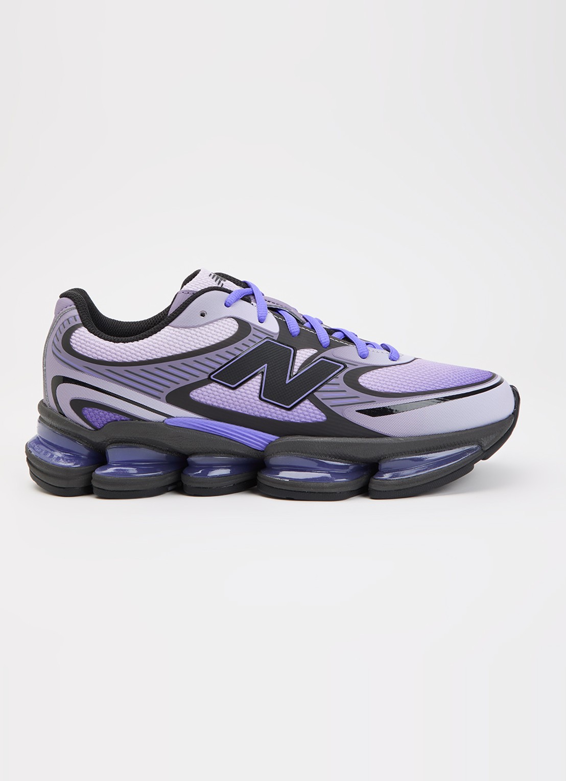New Balance 2000 sneaker met mesh details - voorkant 2 paars
