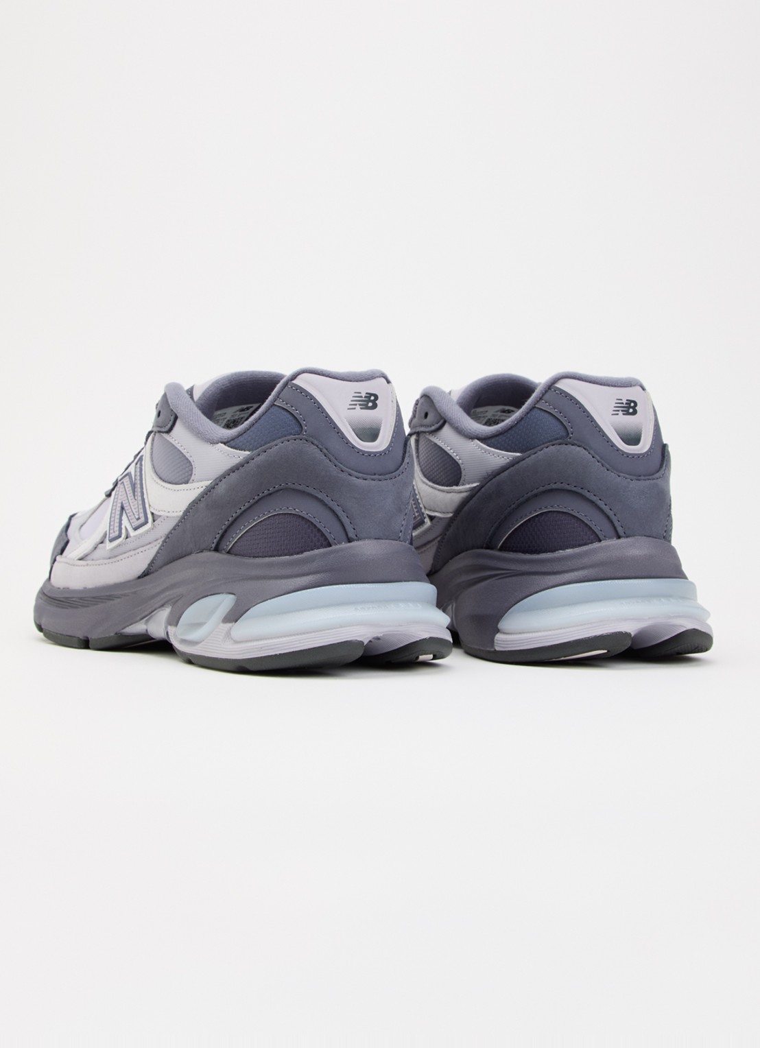 New Balance 2010 sneaker met suède details - achterkant 5 donkerblauw