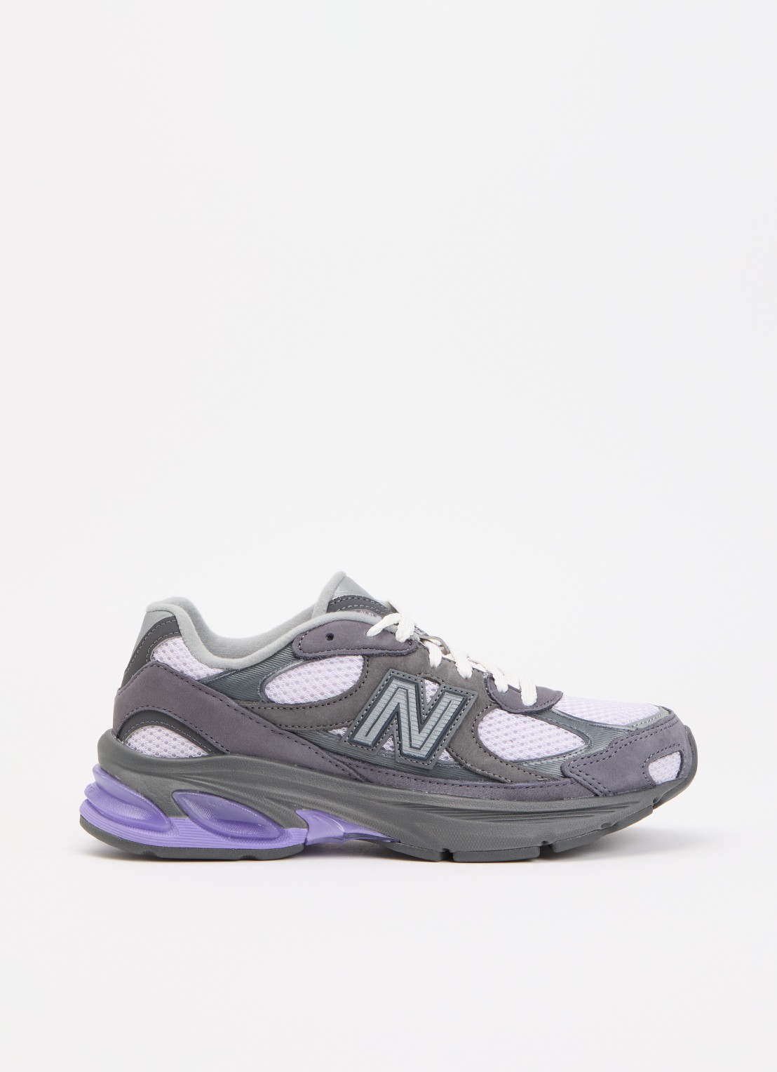 New Balance 2010 sneaker van mesh met details van nubuck - voorkant lavendel