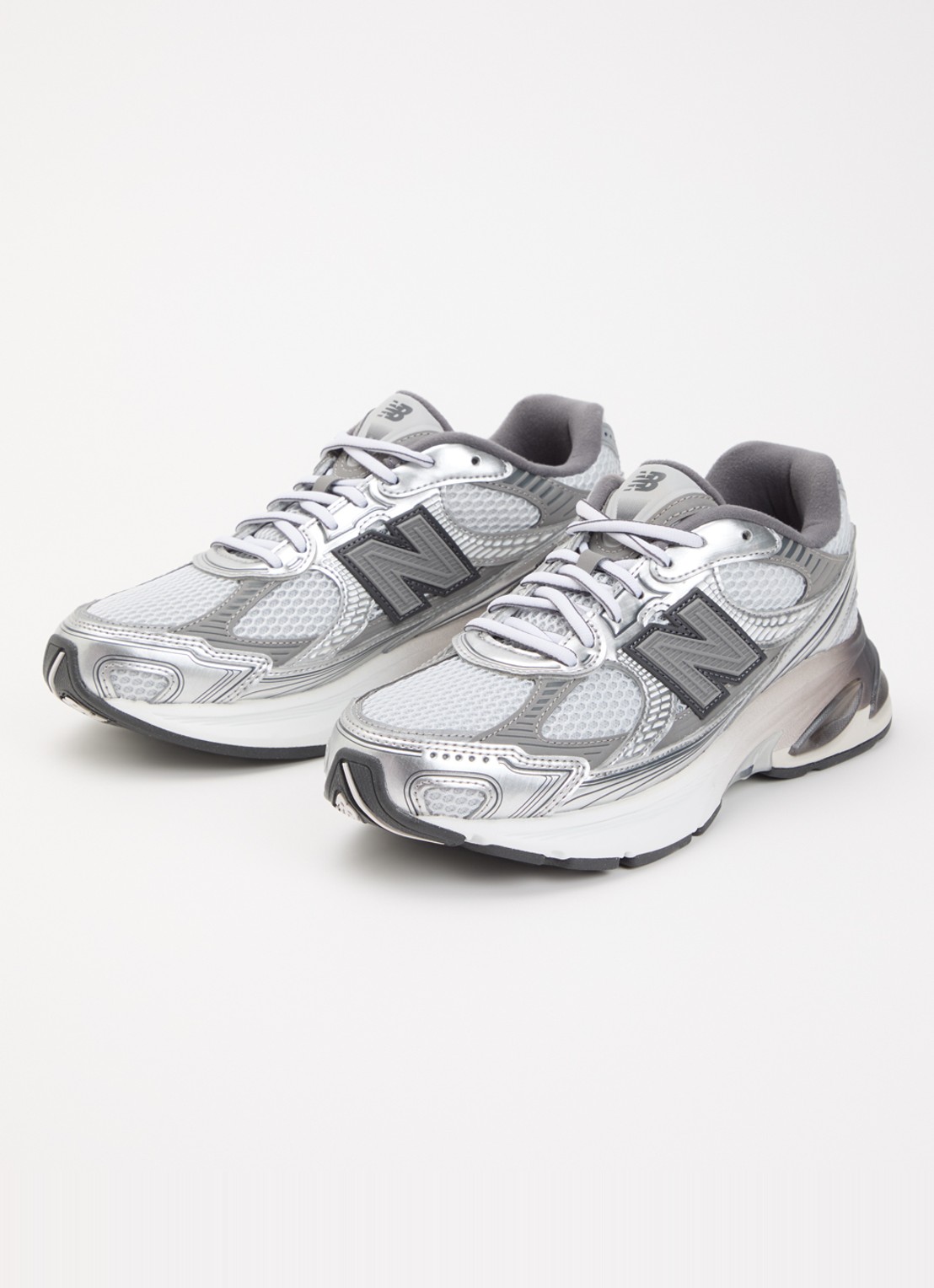 New Balance 2010 sneaker van mesh met details van nubuck - detail 2 zilver