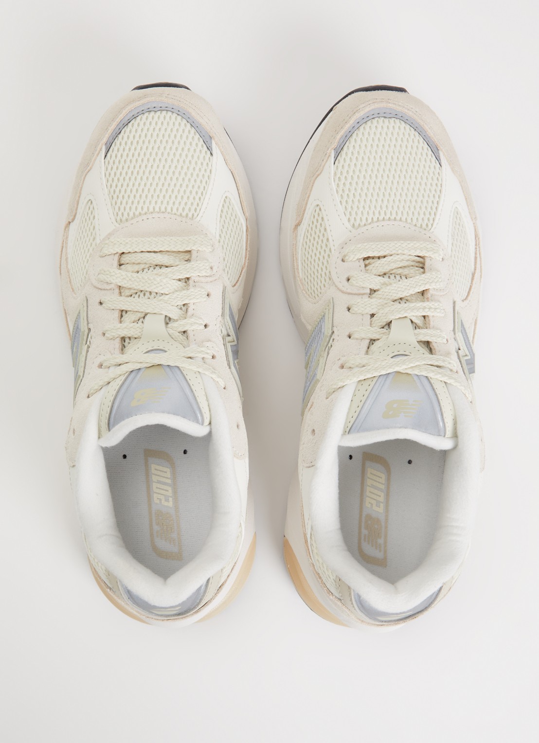 New Balance 2010 sneaker van mesh met suède details - detail 3 creme