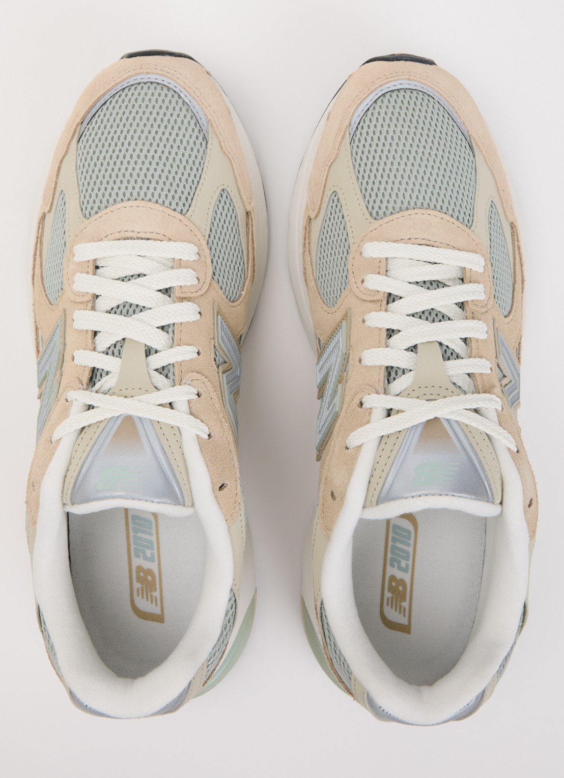 New Balance 2010 sneaker van met suède details - detail 5 beige