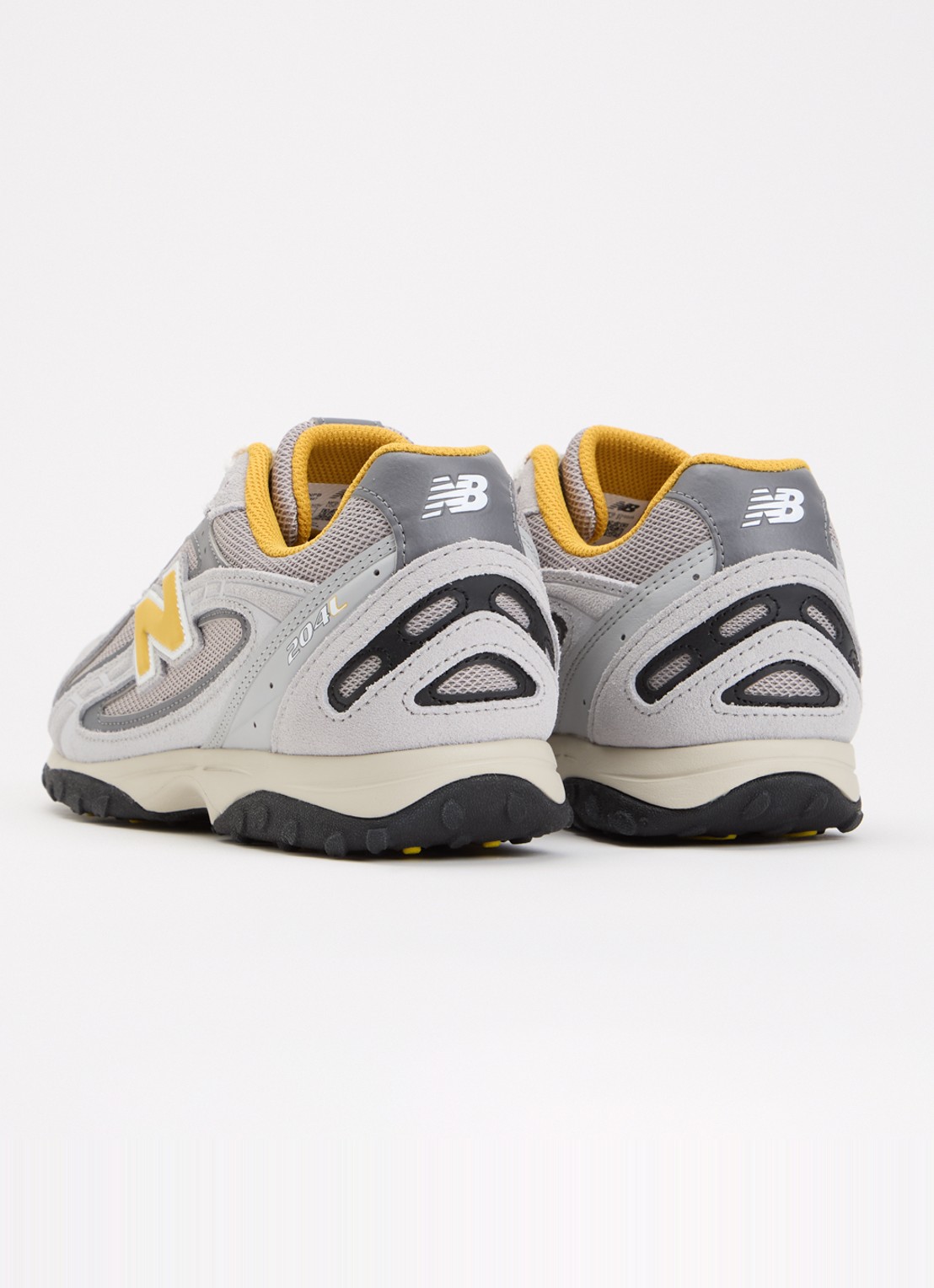 New Balance 204L sneaker met mesh details - achterkant grijs