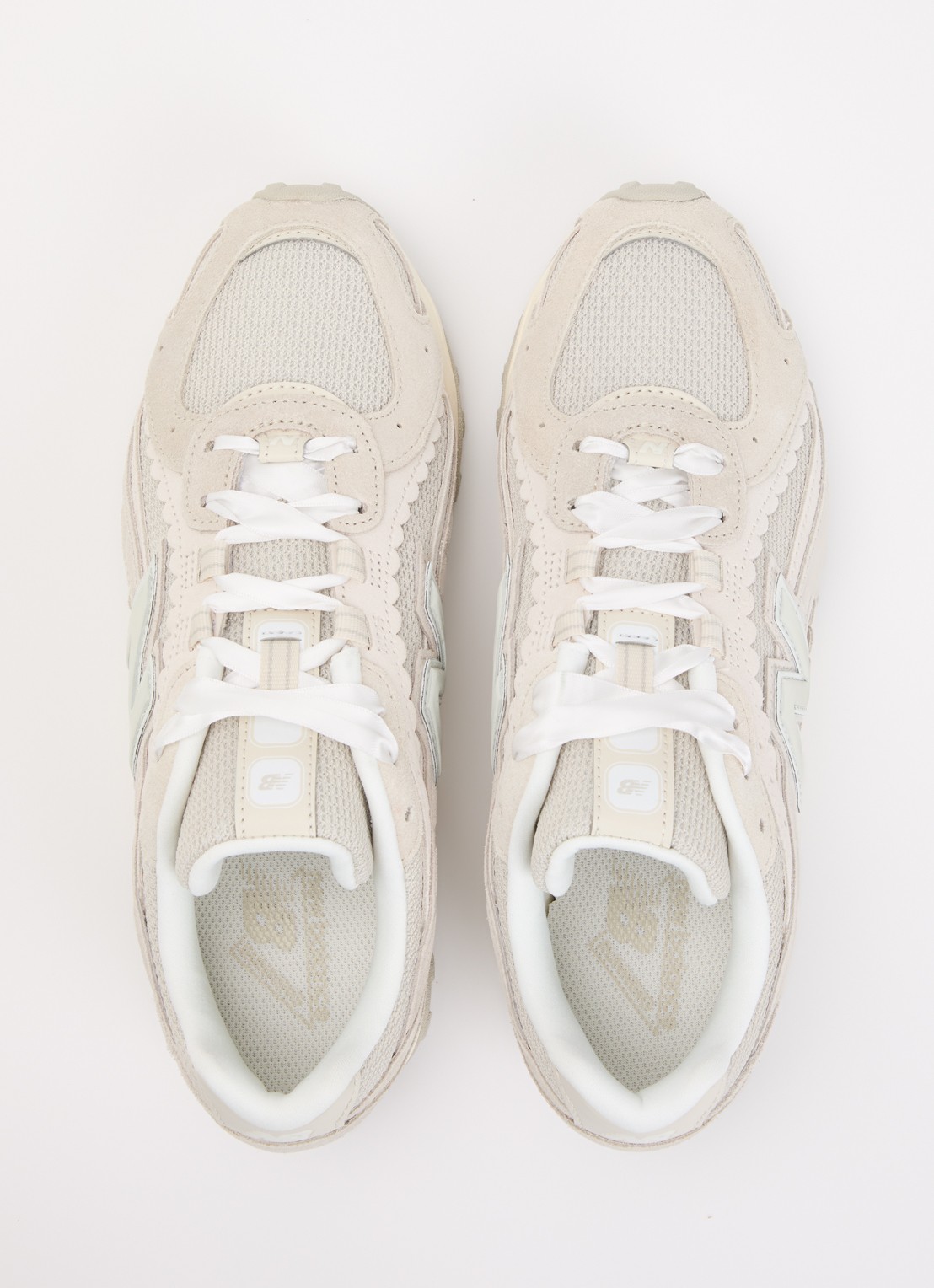 New Balance 204L sneaker van mesh met details van suède - detail 3 taupe