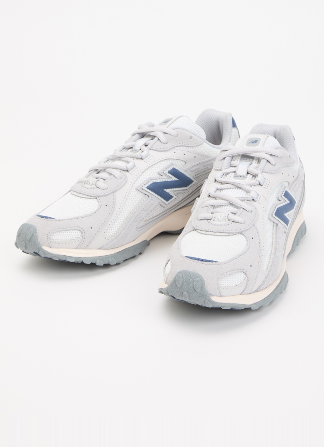 New Balance 204L sneaker van mesh met details van suède - detail 2 grijs
